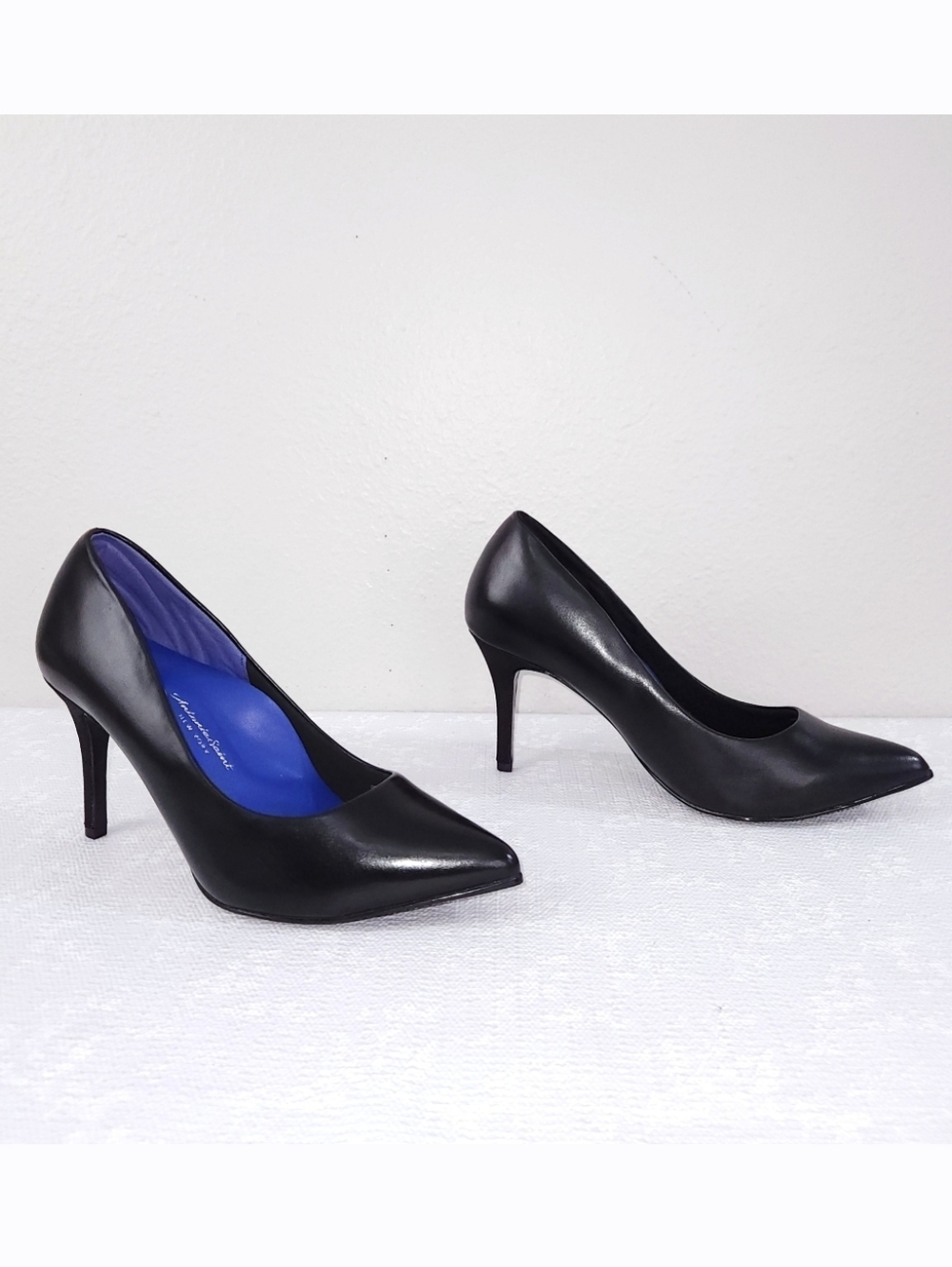 Antonia Saint Victoria Heels US 9 Black Leather Pumps